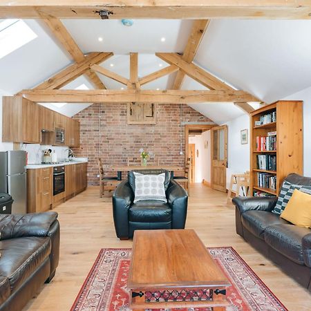 Ryton Grange Church Barn Sleeps 5 Shrewsbury Ngoại thất bức ảnh