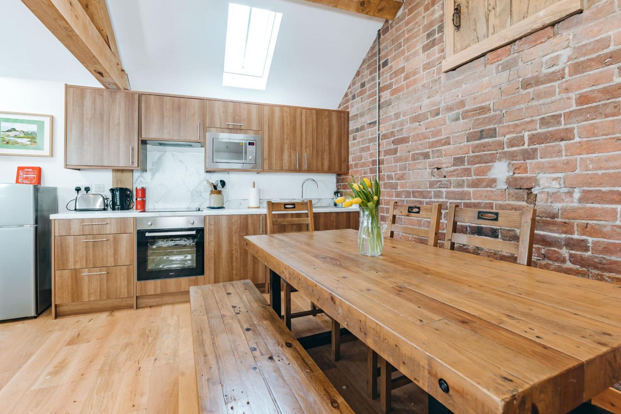 Ryton Grange Church Barn Sleeps 5 Shrewsbury Ngoại thất bức ảnh